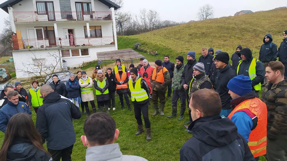 U POTRAGU ZA NESTALIM ŠARČEVIĆEM SUTRA SE UKLJUČUJU GORSKE SLUŽBE SPAŠAVANJA IZ VIŠE BH GRADOVA U POTRAGU ZA NESTALIM ŠARČEVIĆEM SUTRA SE UKLJUČUJU GORSKE SLUŽBE SPAŠAVANJA IZ VIŠE BH GRADOVA