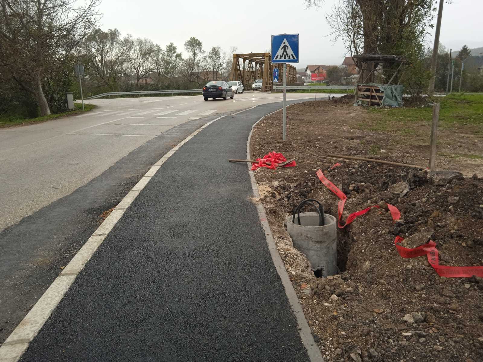 NAKON TROTOARA NA REDU IZGRADNJA JAVNE RASVJETE NAKON TROTOARA NA REDU IZGRADNJA JAVNE RASVJETE