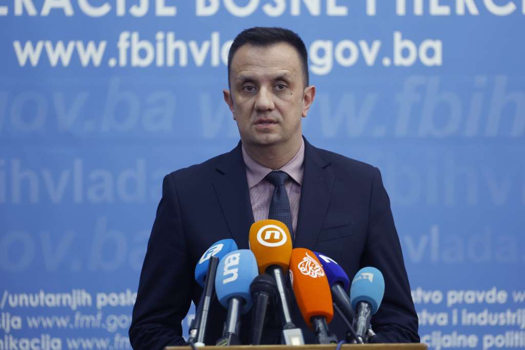 LAKIĆ: TEŽAK POSAO KOJI OBAVLJAJU RUDARI ZASLUŽUJE POSEBNO UVAŽAVANJE