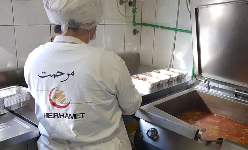 ‘MERHAMET’ ŠVEDSKE OBEZBIJEDIO 76.000 KM ZA JAVNE KUHINJE U BIH