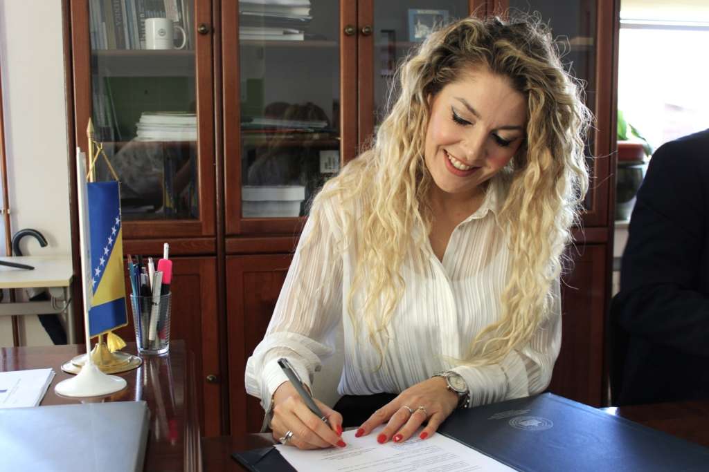 MESIHOVIĆ: KONAČNO RIJEŠEN PROBLEM NEPRIZNAVANJA DIPLOMA STUDENATA UNSA U INOSTRANSTVU