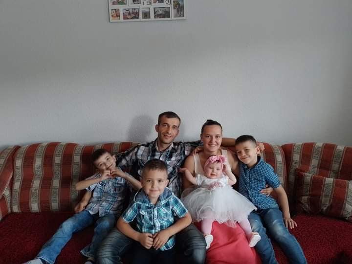 SUPRUŽNICI S ČETVORO DJECE OSTALI BEZ KROVA NAD GLAVOM