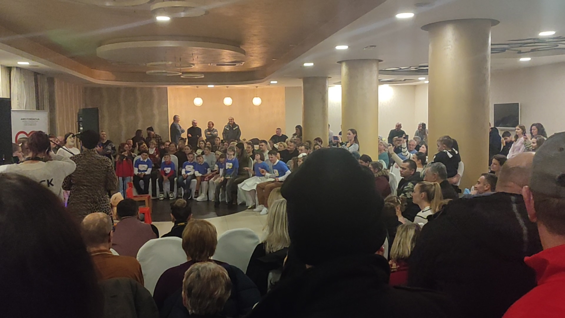 ODRŽAN HUMANITARNI KONCERT „KO NEKAD U OSAM“