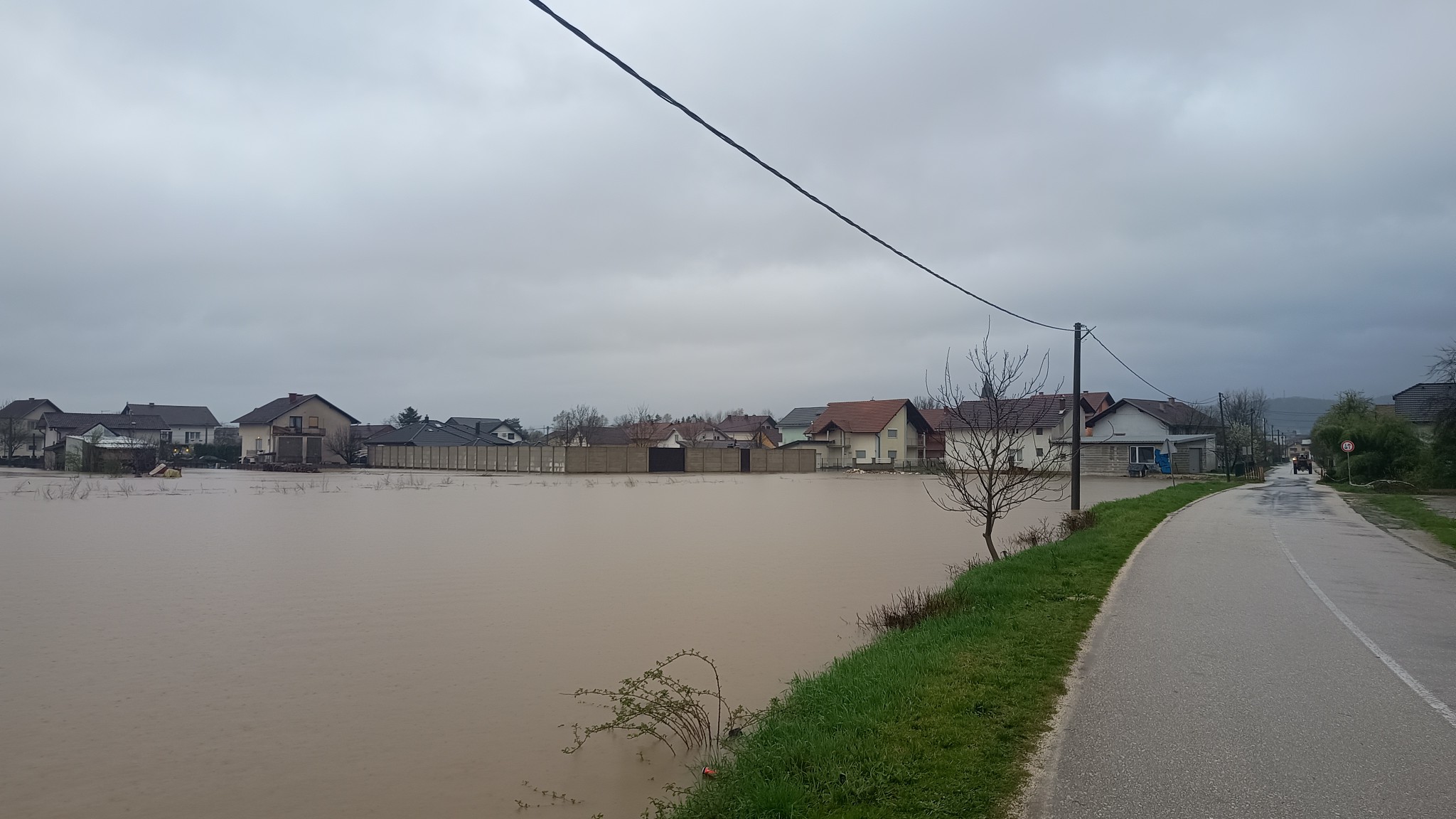 SITUACIJA DRAMATIČNA, VODOSTAJI U KONSTANTNOM PORASTU