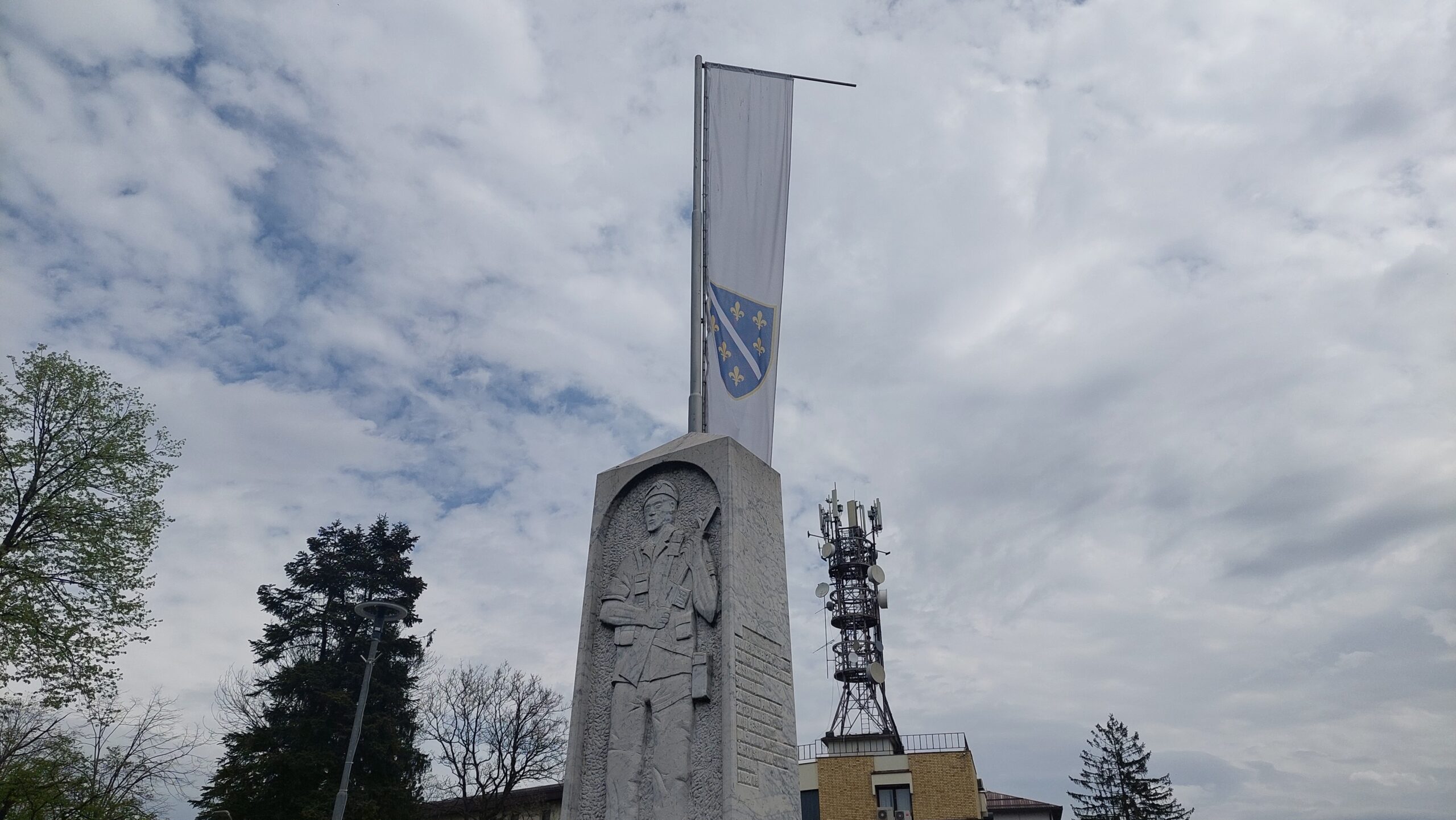 U SANSKOM MOSTU OBILJEŽEN DAN ARMIJE RBiH