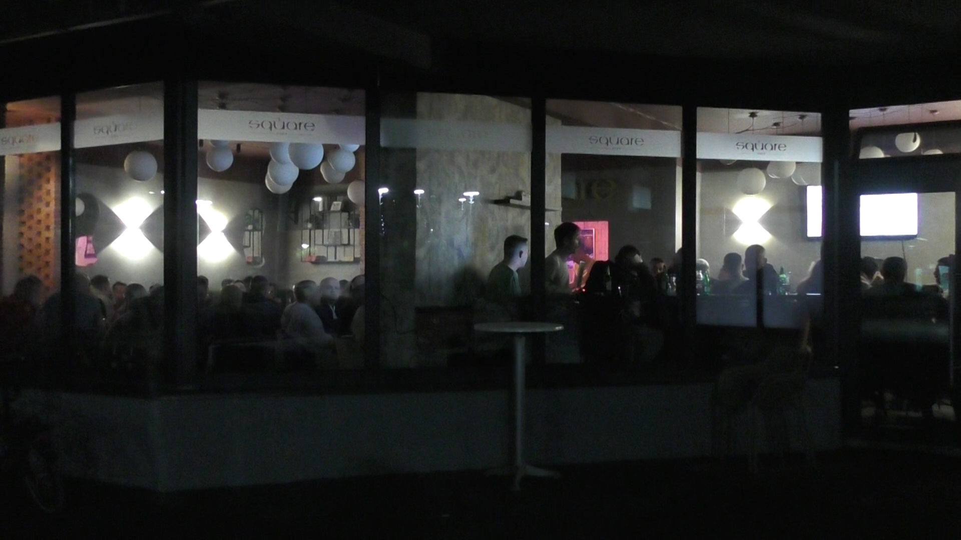 PUB KVIZ I U SANSKOM MOSTU – NOVI TREND ZABAVE U CAFFEU “SQUARE”