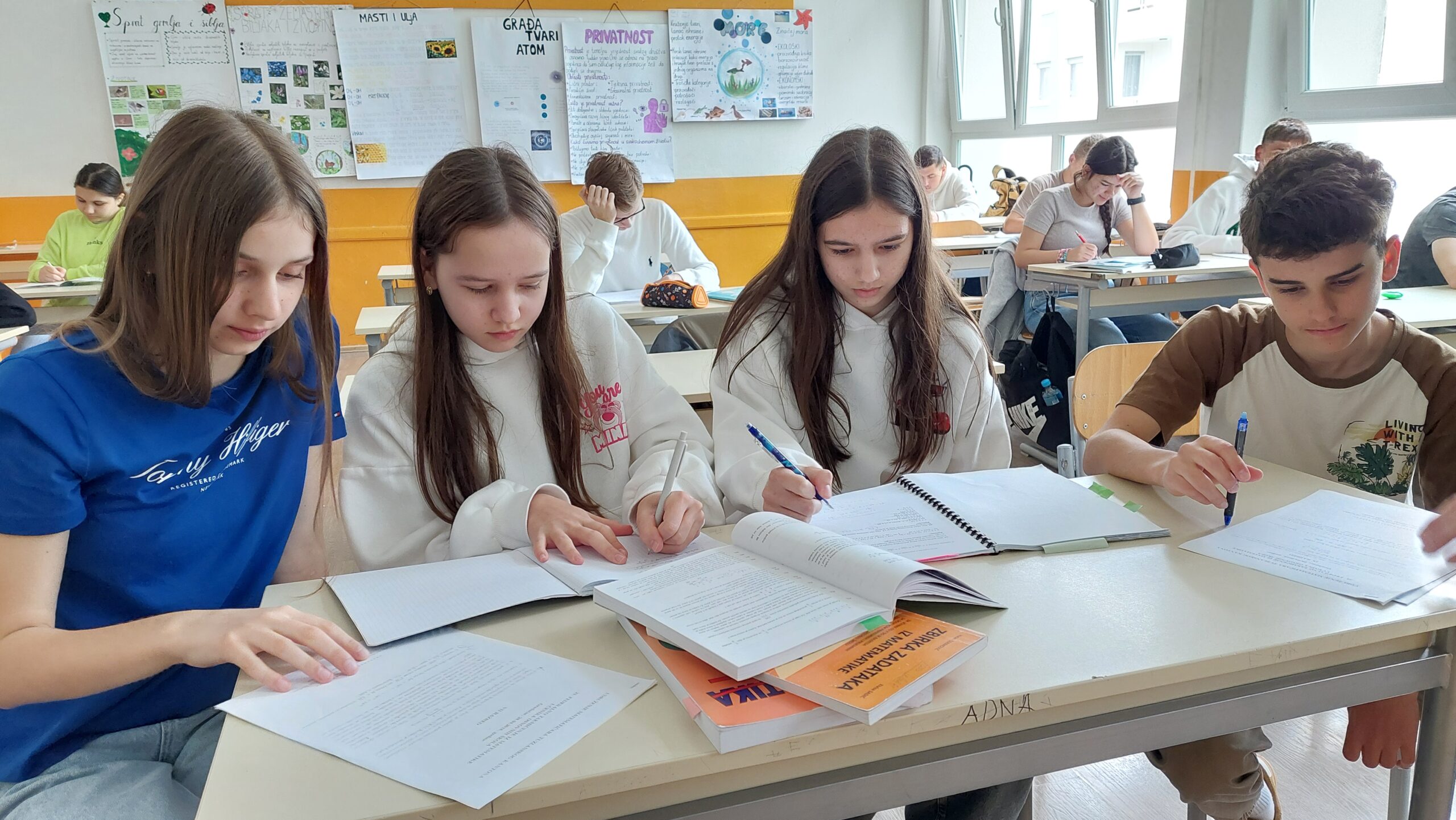 UČENICI OŠ „5. OKTOBAR“ NA FEDERALNOM TAKMIČENJU IZ MATEMATIKE