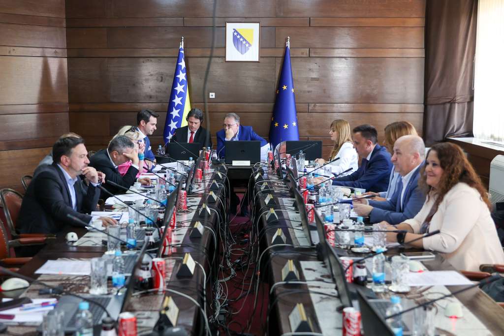SKORO 100 MILIONA EURA ZA PODDIONOICE MEDAKOVO-OZMICE I TUNEL KVANJ-BUNA