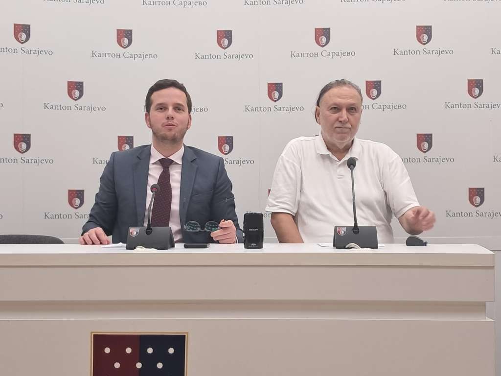 UK I PANDUREVIĆ PREZENTIRALI PROJEKAT NOVE TOPLANE ZA PODRUČJE VOGOŠĆE