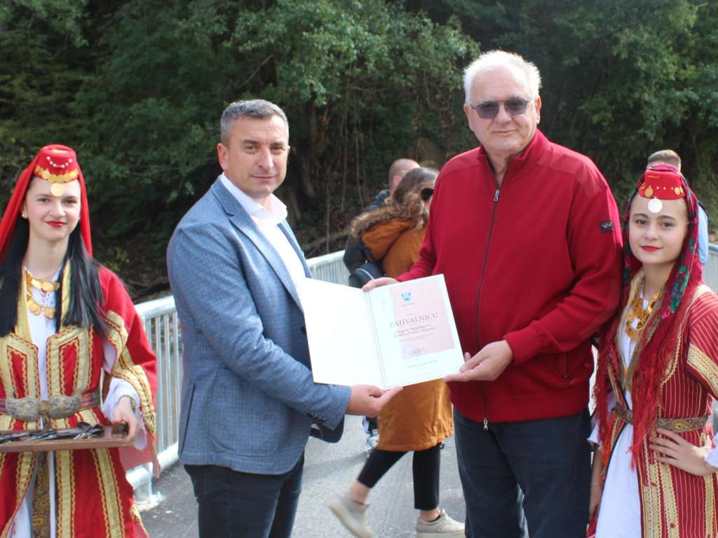 U KONJICU SVEČANO OTVOREN NOVI LUKŠIJSKI MOST U KONJICU SVEČANO OTVOREN NOVI LUKŠIJSKI MOST