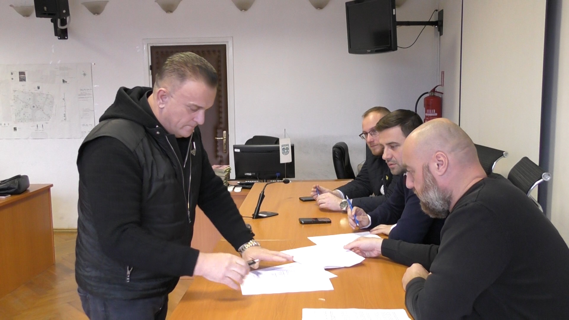 ULAGANJE U PRAKTIČNO USAVRŠAVANJE UČENIKA ULAGANJE U PRAKTIČNO USAVRŠAVANJE UČENIKA